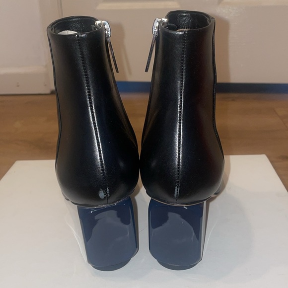 The Row Black Leather Booties in Size 37 - Picture 3 of 7